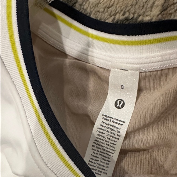 LULULEMON Varsity Scoop-Neck Cropped Tennis Tank Top Medium Support, B/C Cup NWT - Picture 10 of 14